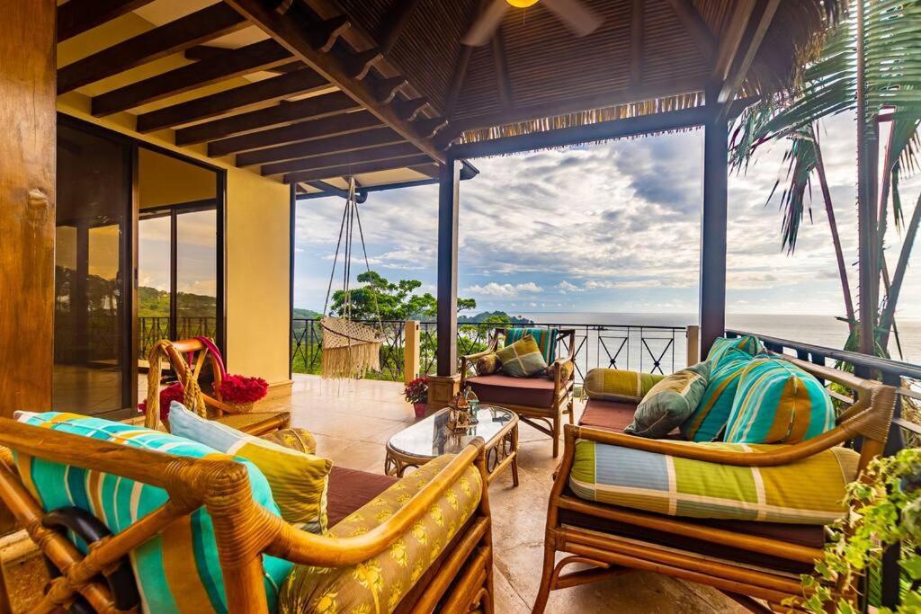 Villa Amor Del Mar With Breathtaking View Of Ocean & Jungle Dominical Exterior photo